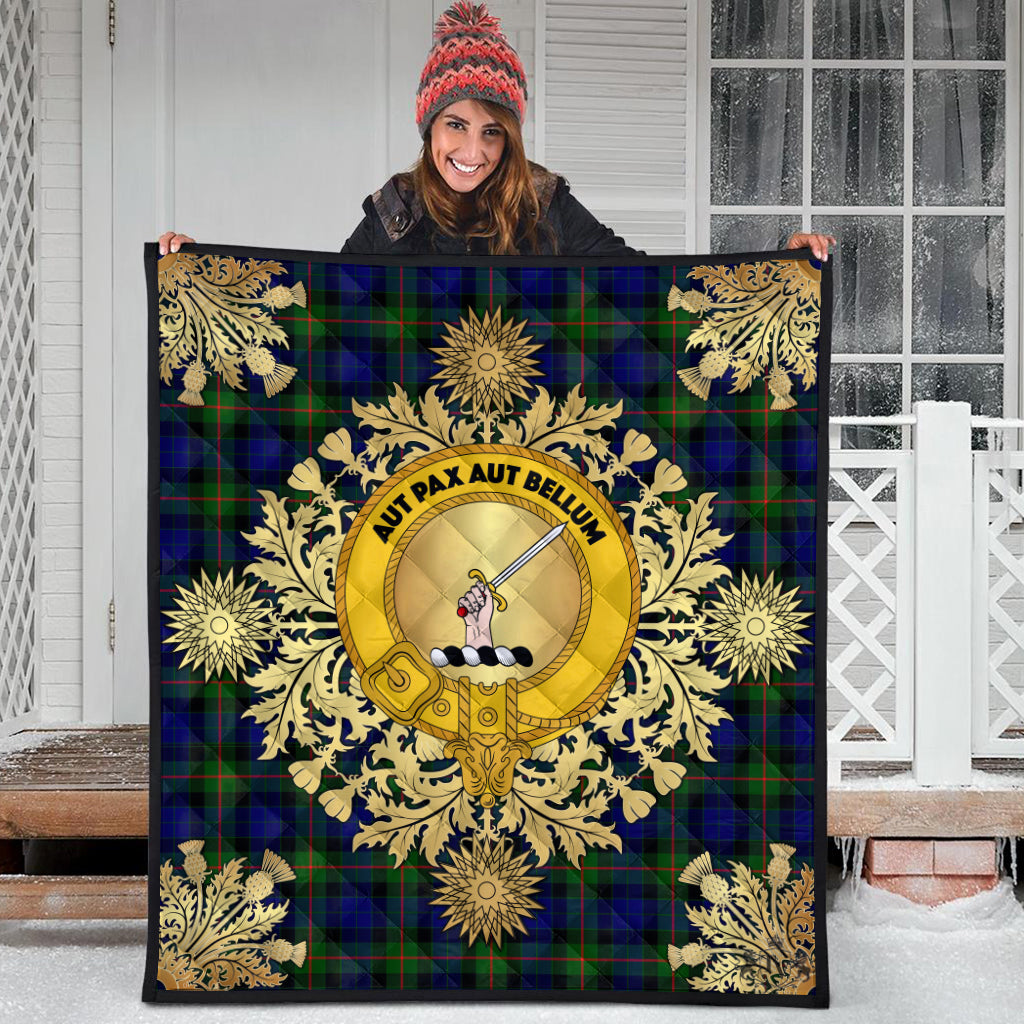 Gunn Modern Tartan Crest Premium Quilt - Gold Thistle Style