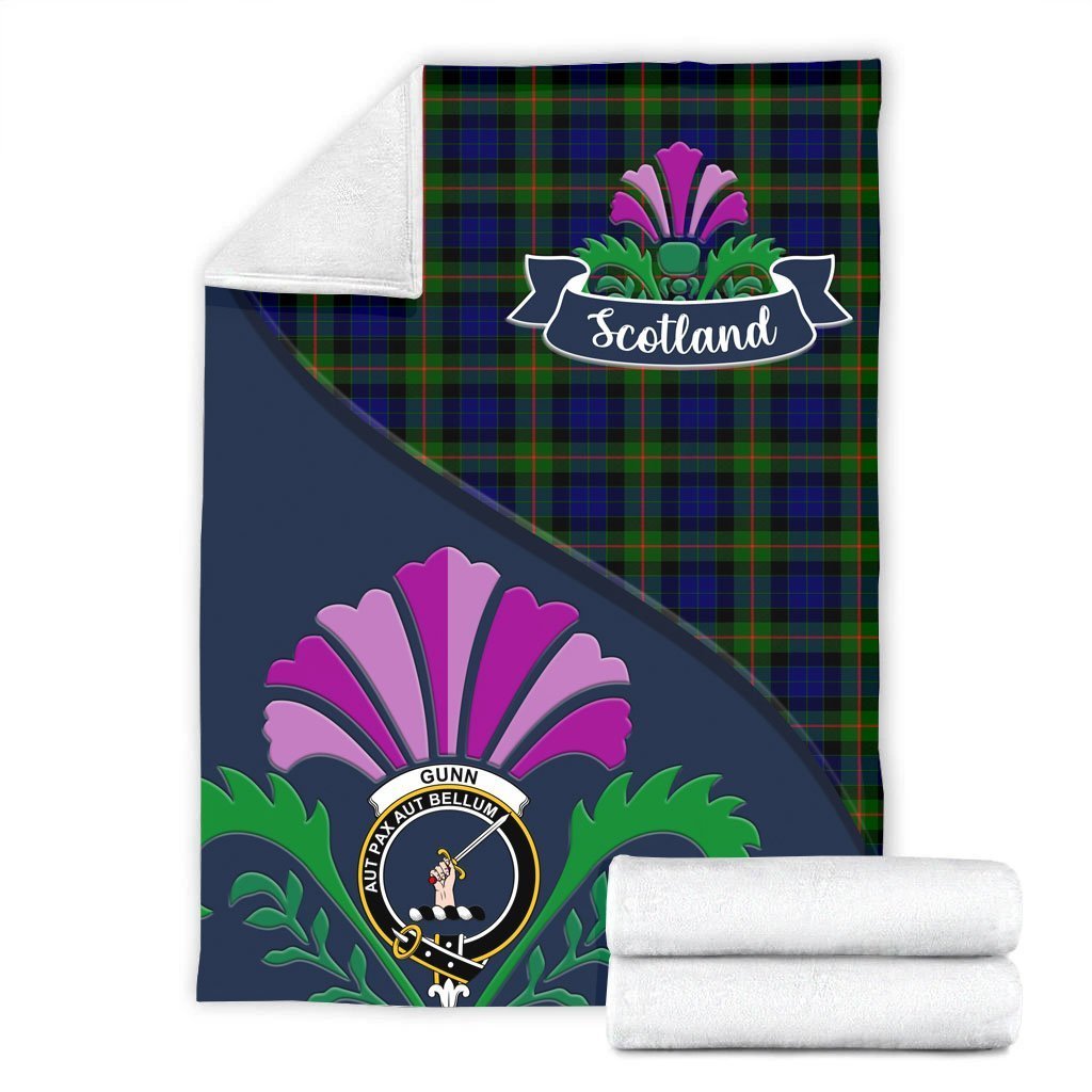 Gunn Tartan Crest Premium Blanket - Thistle Style