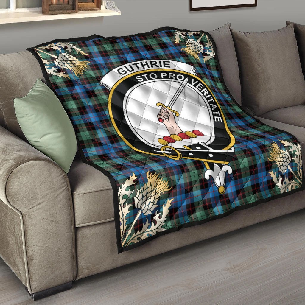 Guthrie Ancient Tartan Crest Premium Quilt - Gold Thistle Style