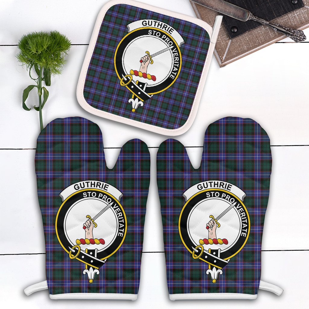 Guthrie Modern Tartan Crest Oven Mitt And Pot Holder (2 Oven Mitts + 1 Pot Holder)