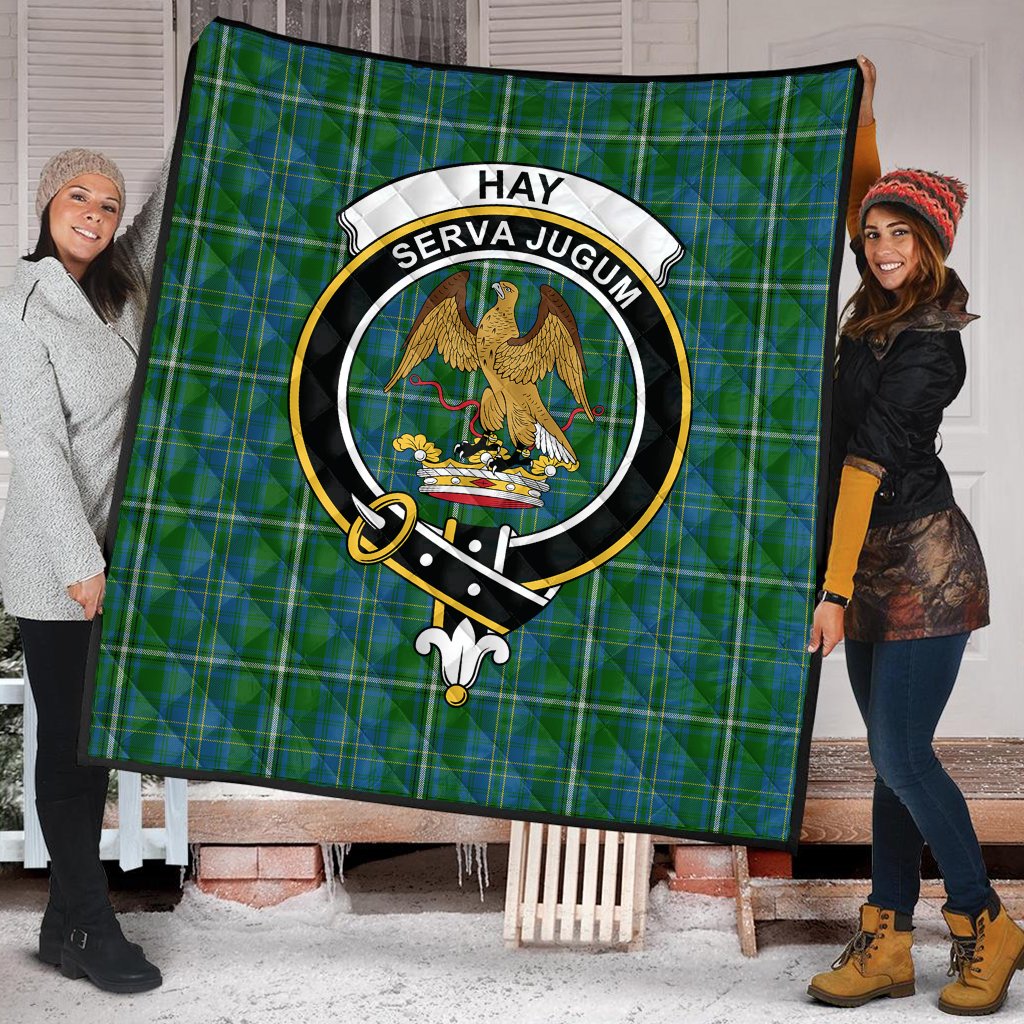 Hay Hunting Tartan Crest Quilt