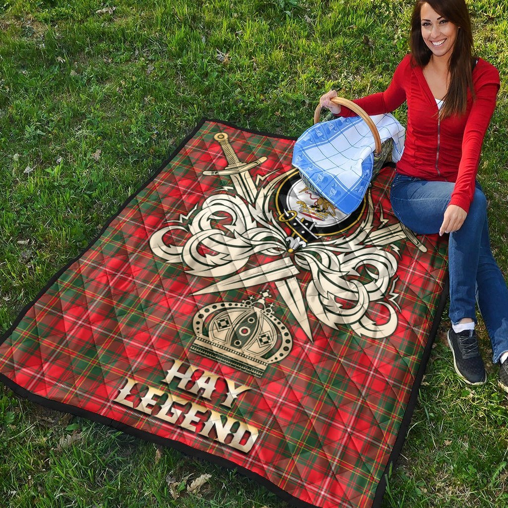 Hay Modern Tartan Crest Legend Gold Royal Premium Quilt