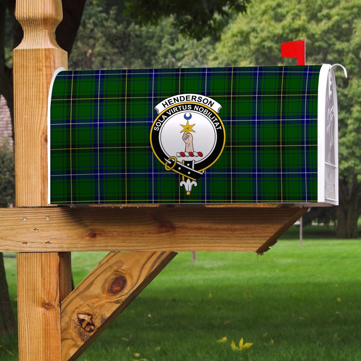 Henderson Modern Tartan Crest Mailbox