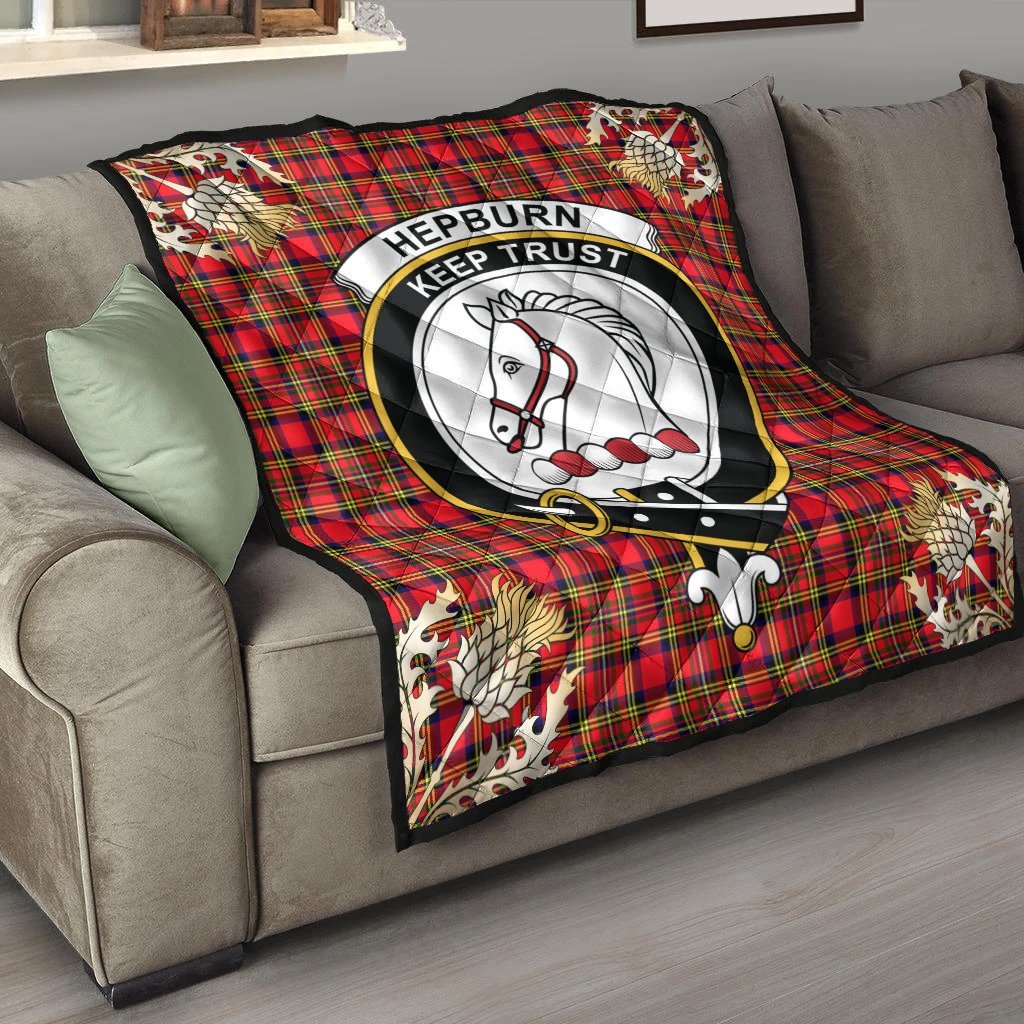 Hepburn Tartan Crest Premium Quilt - Gold Thistle Style