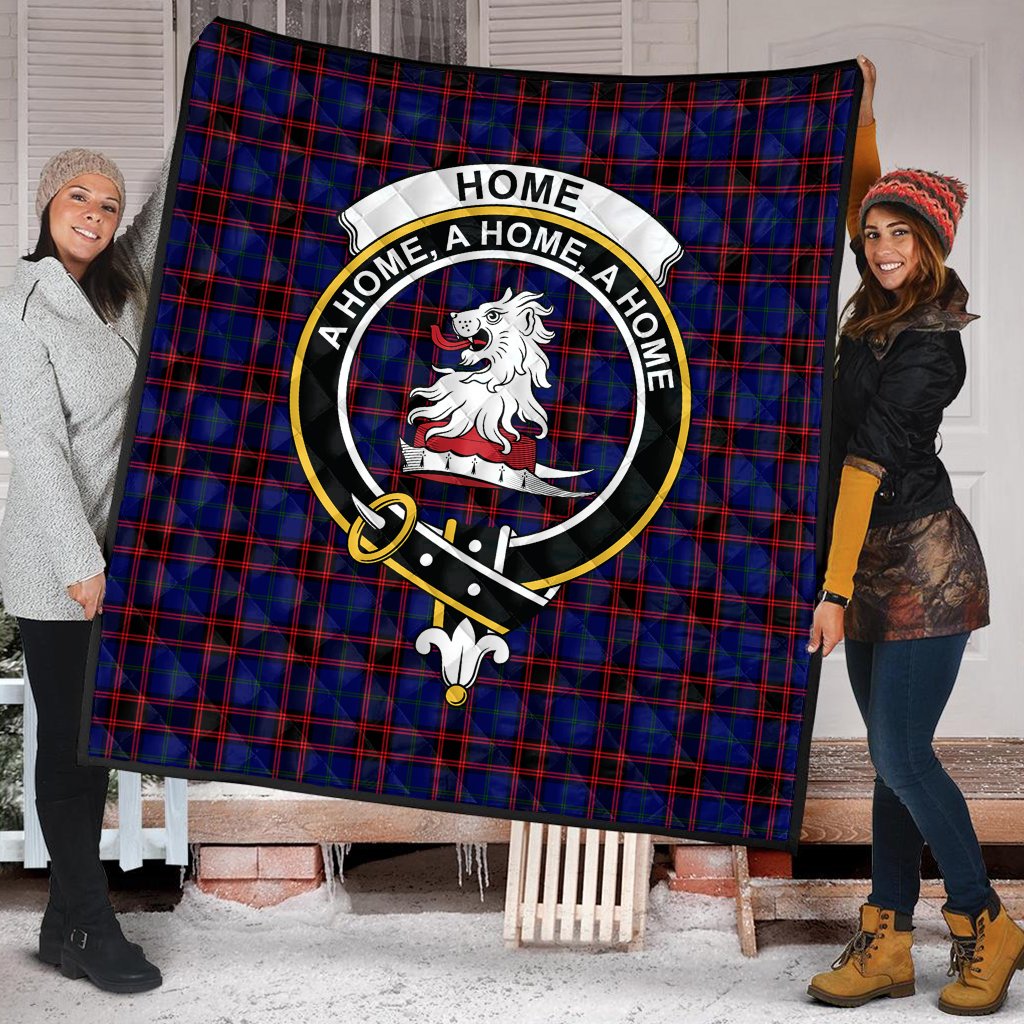 Home Modern Tartan Crest Quilt