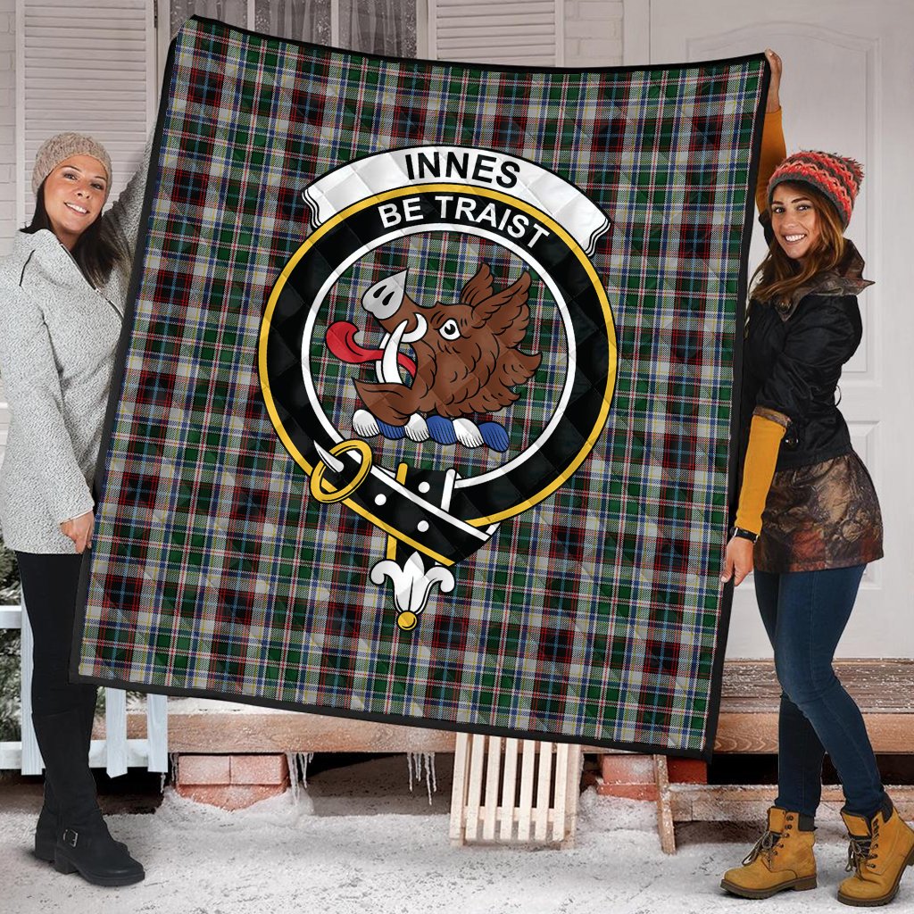 Innes Dress Tartan Crest Quilt