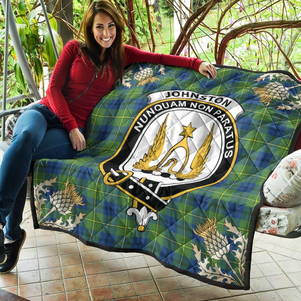 Johnston Ancient Tartan Crest Premium Quilt - Gold Thistle Style