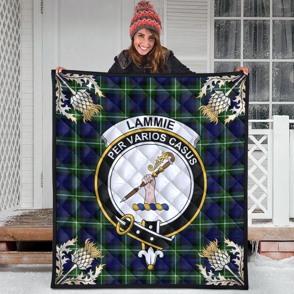 Lammie Tartan Crest Premium Quilt - Gold Thistle Style