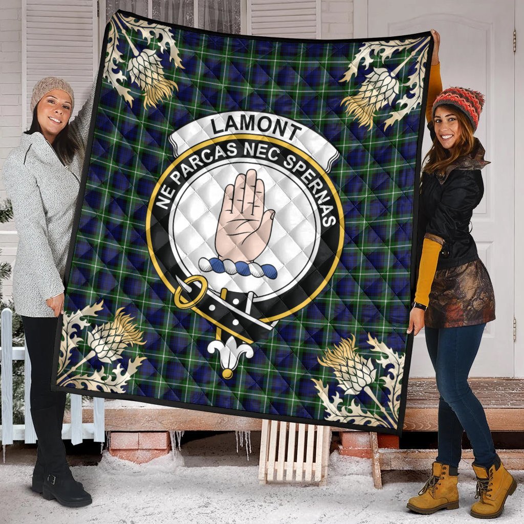 Lamont Modern Tartan Crest Premium Quilt - Gold Thistle Style