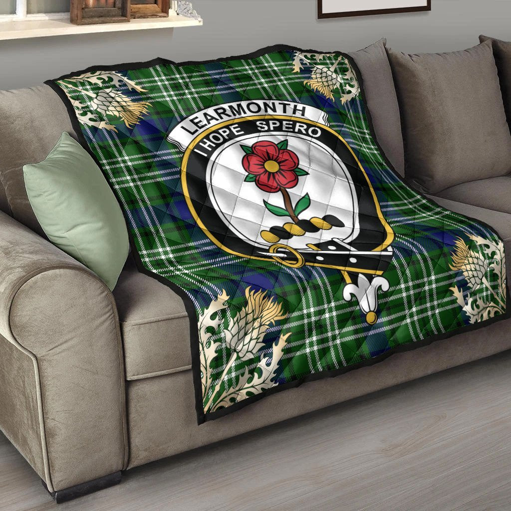 Learmonth Tartan Crest Premium Quilt - Gold Thistle Style