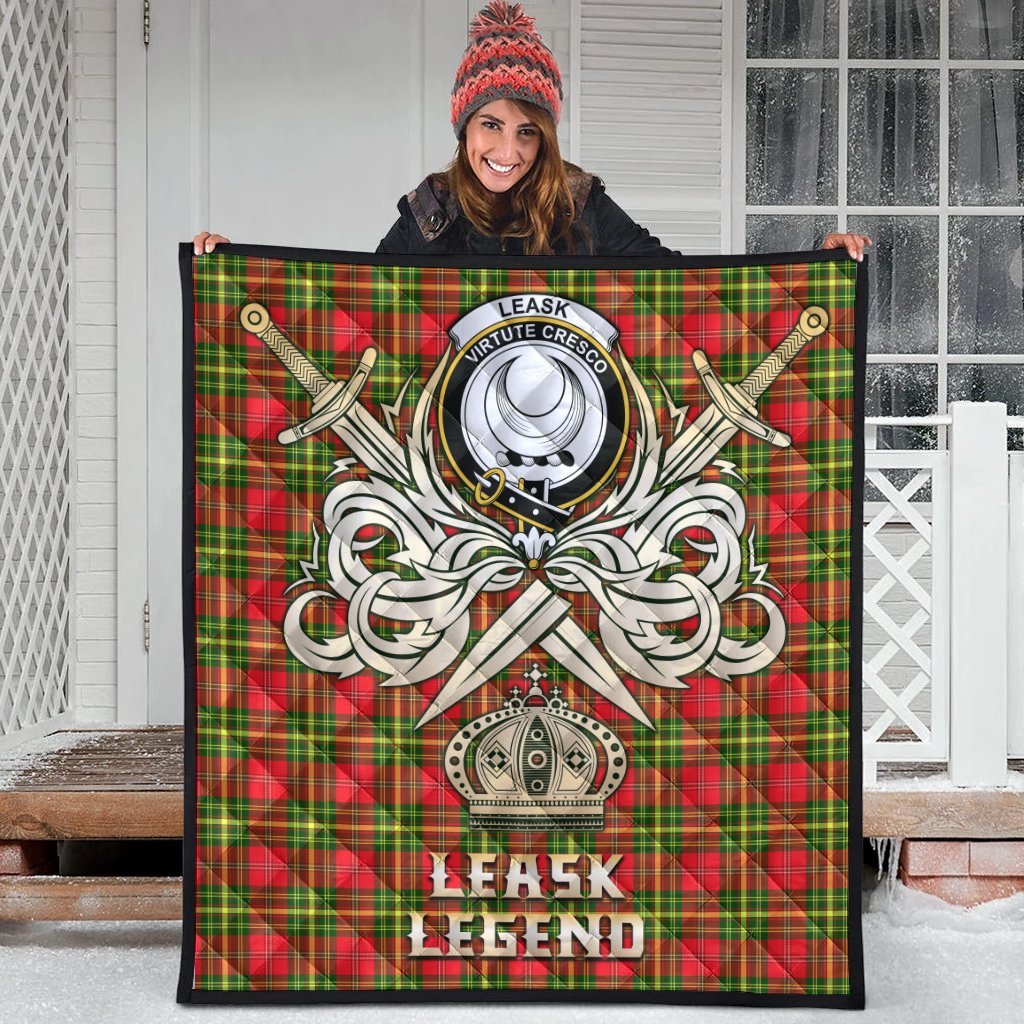 Leask Tartan Crest Legend Gold Royal Premium Quilt