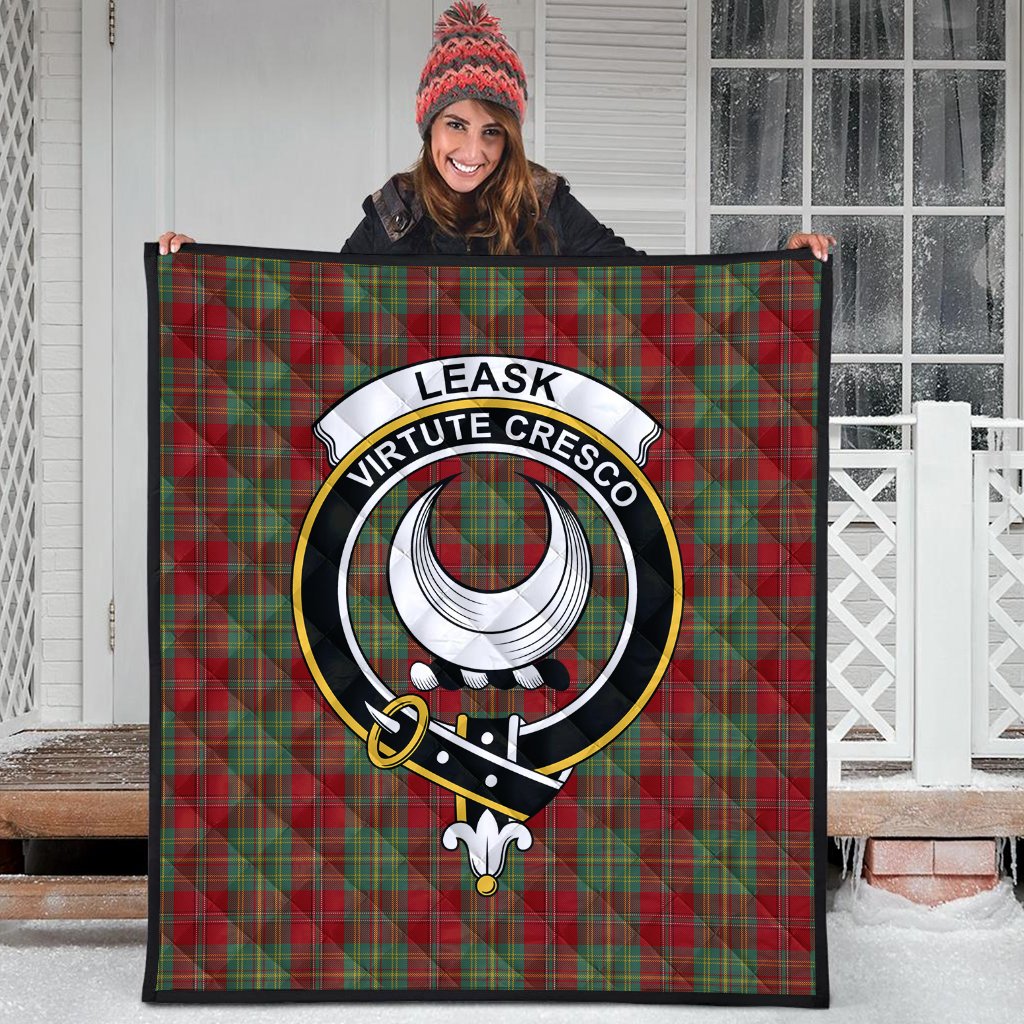 Leask Tartan Crest Quilt