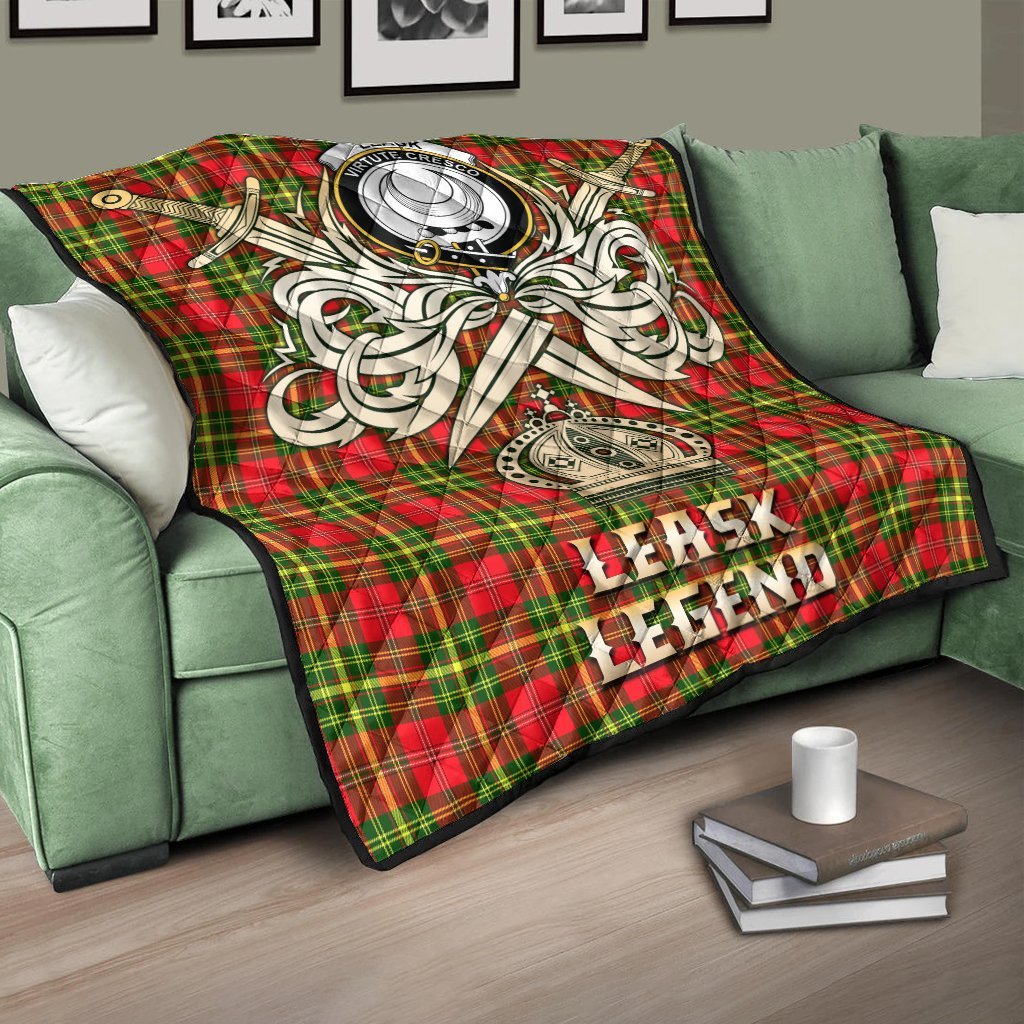 Leask Tartan Crest Legend Gold Royal Premium Quilt