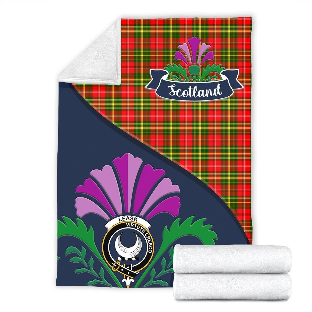 Leask Tartan Crest Premium Blanket - Thistle Style