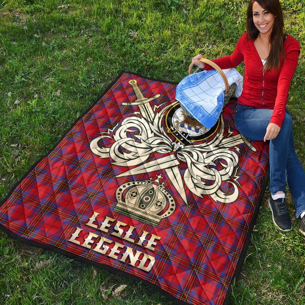 Leslie Modern Tartan Crest Legend Gold Royal Premium Quilt