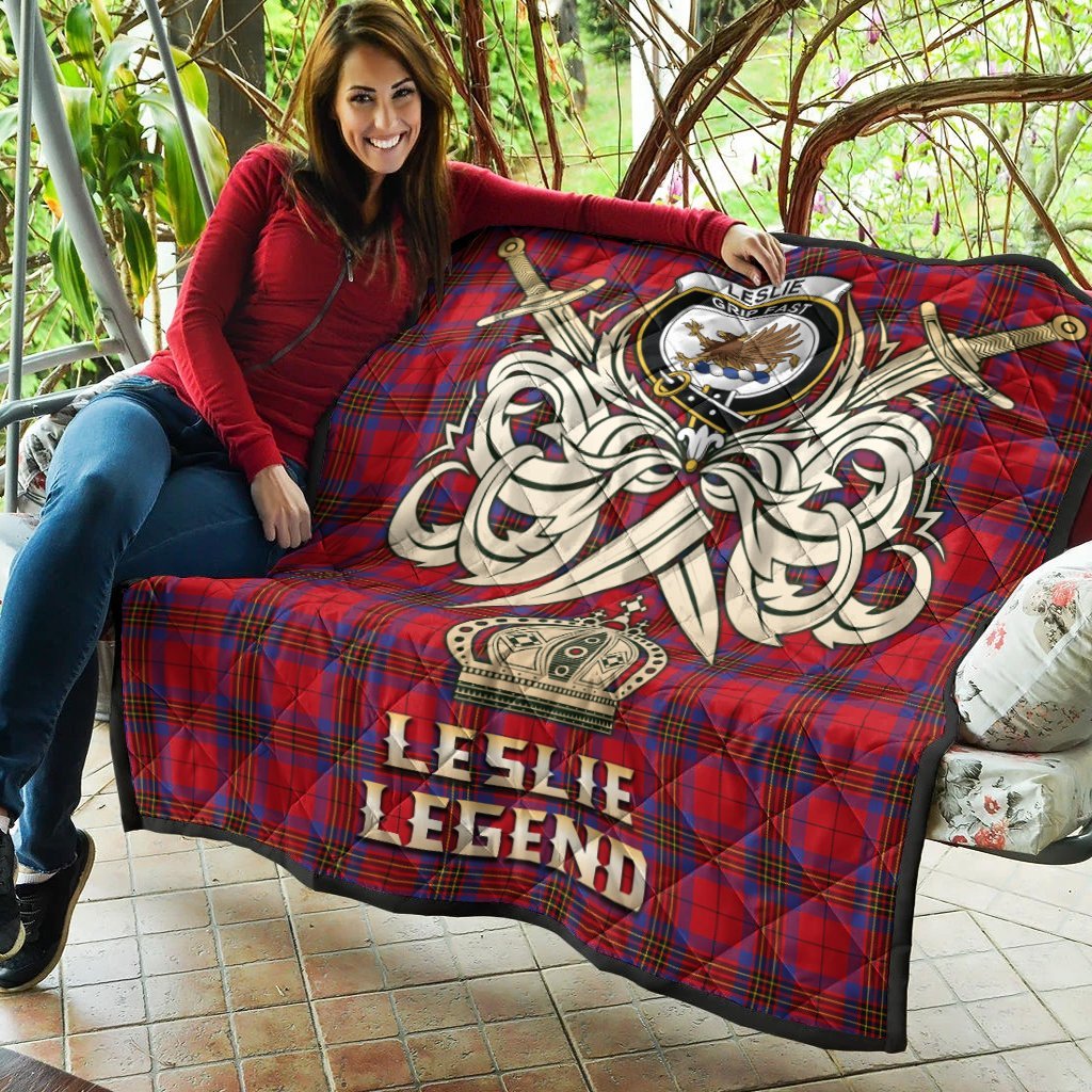 Leslie Modern Tartan Crest Legend Gold Royal Premium Quilt