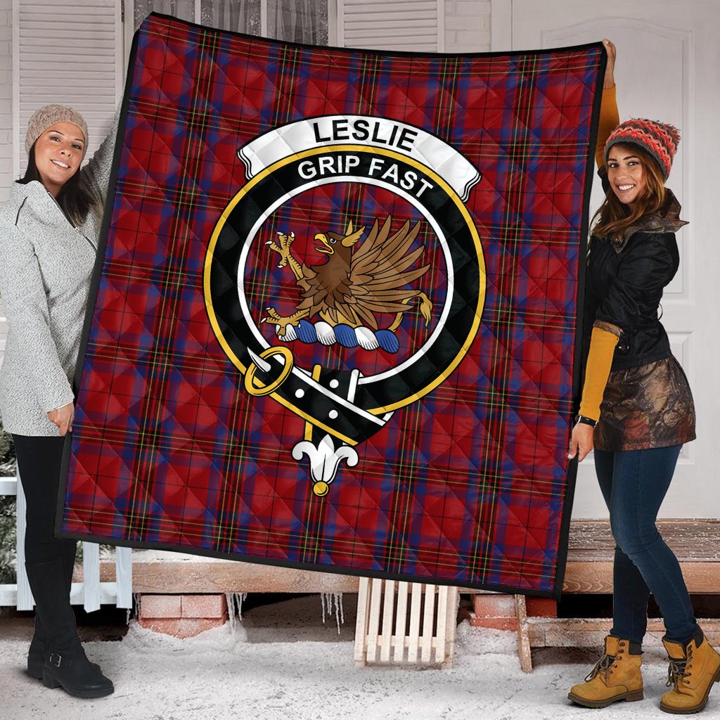 Leslie Red Tartan Crest Quilt