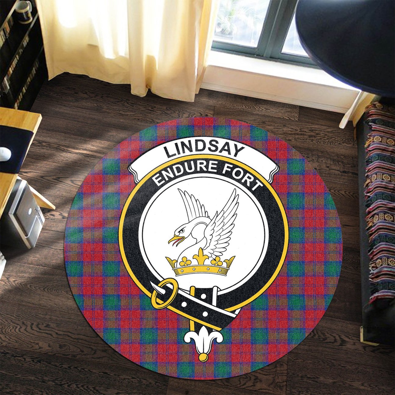 Lindsay Modern Tartan Crest Round Rug