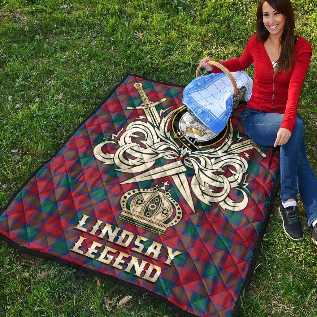 Lindsay Modern Tartan Crest Legend Gold Royal Premium Quilt