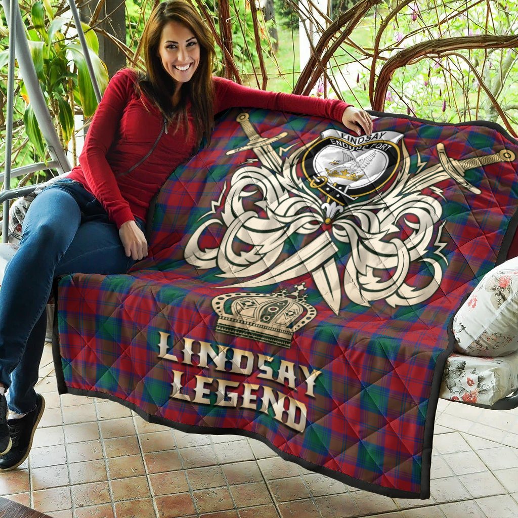 Lindsay Modern Tartan Crest Legend Gold Royal Premium Quilt