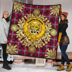 Little Tartan Crest Premium Quilt - Gold Thistle Style