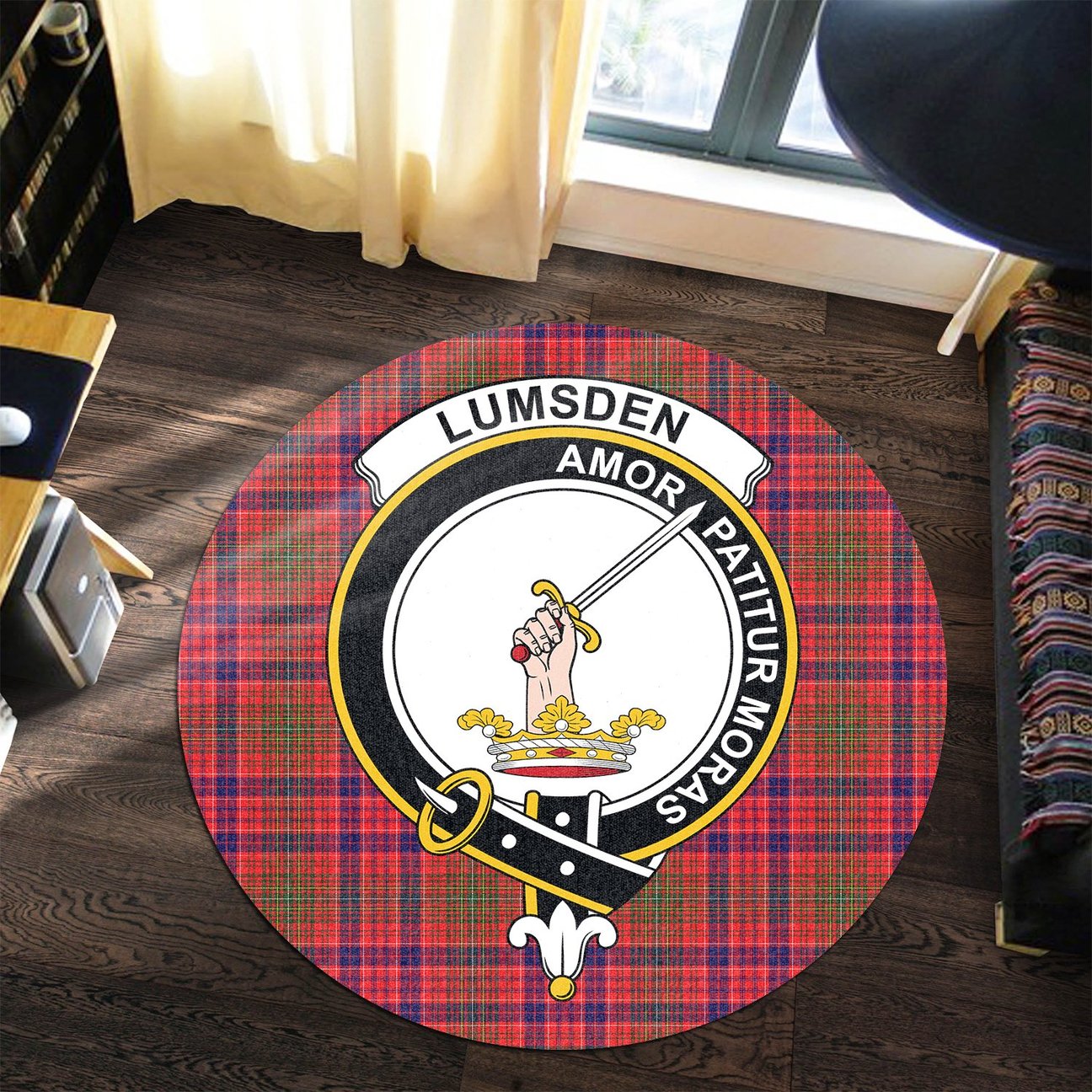 Lumsden Modern Tartan Crest Round Rug