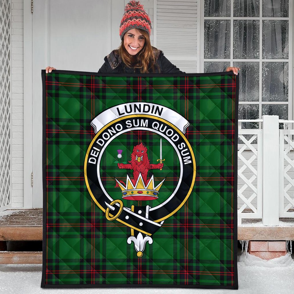 Lundin Tartan Crest Quilt