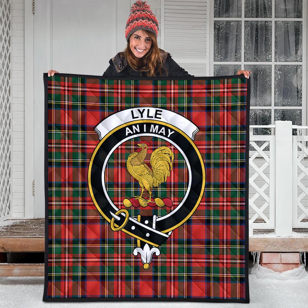 Lyle Tartan Crest Quilt