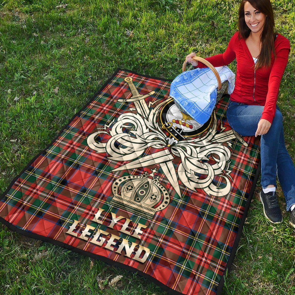 Lyle Tartan Crest Legend Gold Royal Premium Quilt