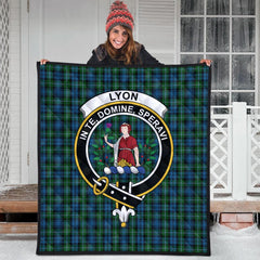 Lyon Tartan Crest Quilt