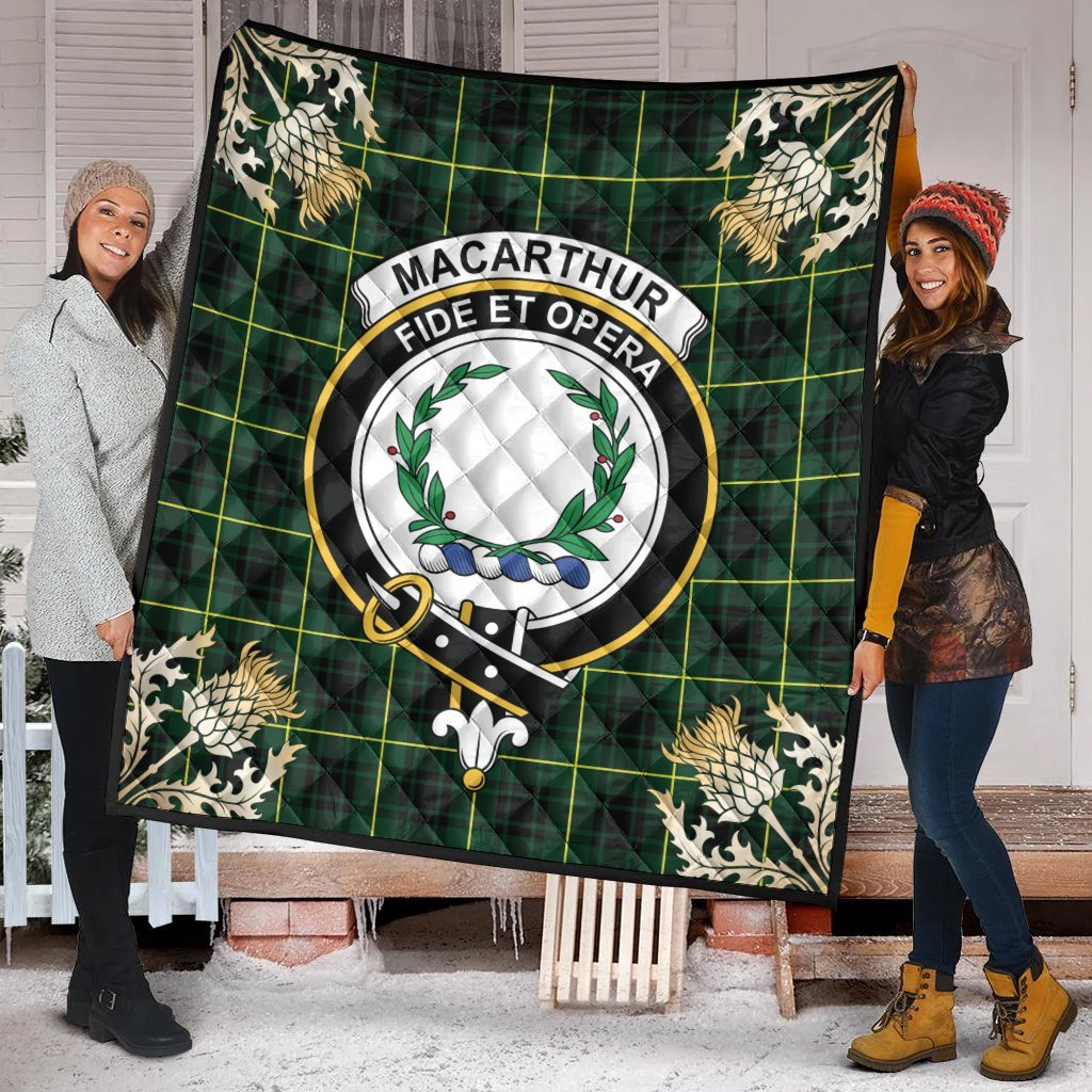 MacArthur Modern Tartan Crest Premium Quilt - Gold Thistle Style