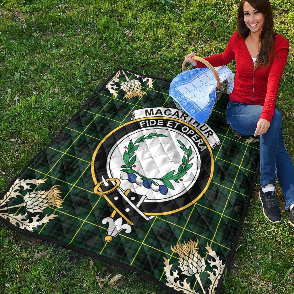 MacArthur Modern Tartan Crest Premium Quilt - Gold Thistle Style