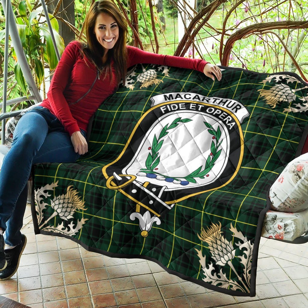 MacArthur Modern Tartan Crest Premium Quilt - Gold Thistle Style