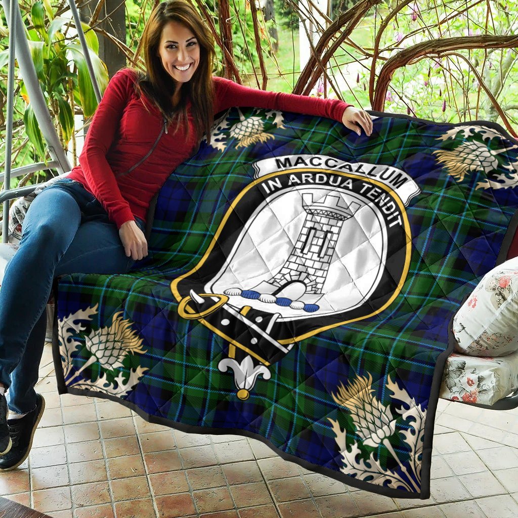 MacCallum Modern Tartan Crest Premium Quilt - Gold Thistle Style