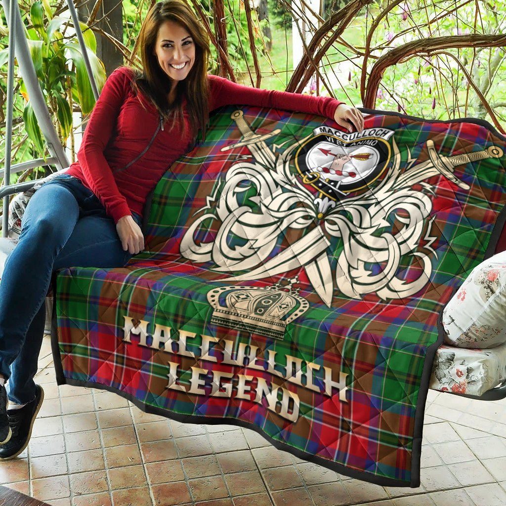 MacCulloch Tartan Crest Legend Gold Royal Premium Quilt