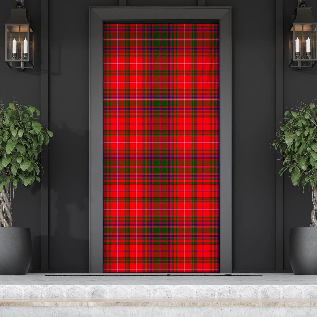 MacDougall Modern Tartan Door Socks