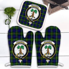 MacEwan Tartan Crest Oven Mitt And Pot Holder (2 Oven Mitts + 1 Pot Holder)