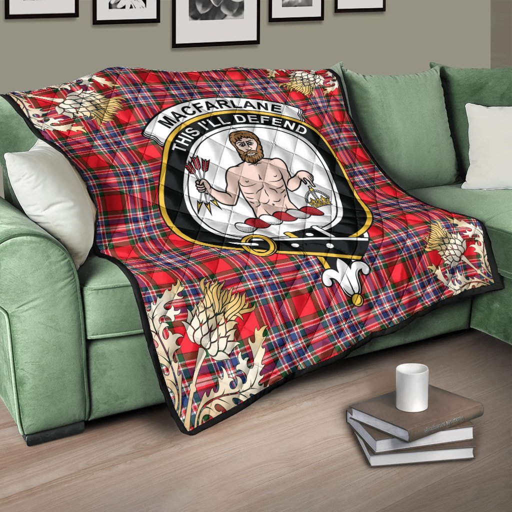 MacFarlane Modern Tartan Crest Premium Quilt - Gold Thistle Style