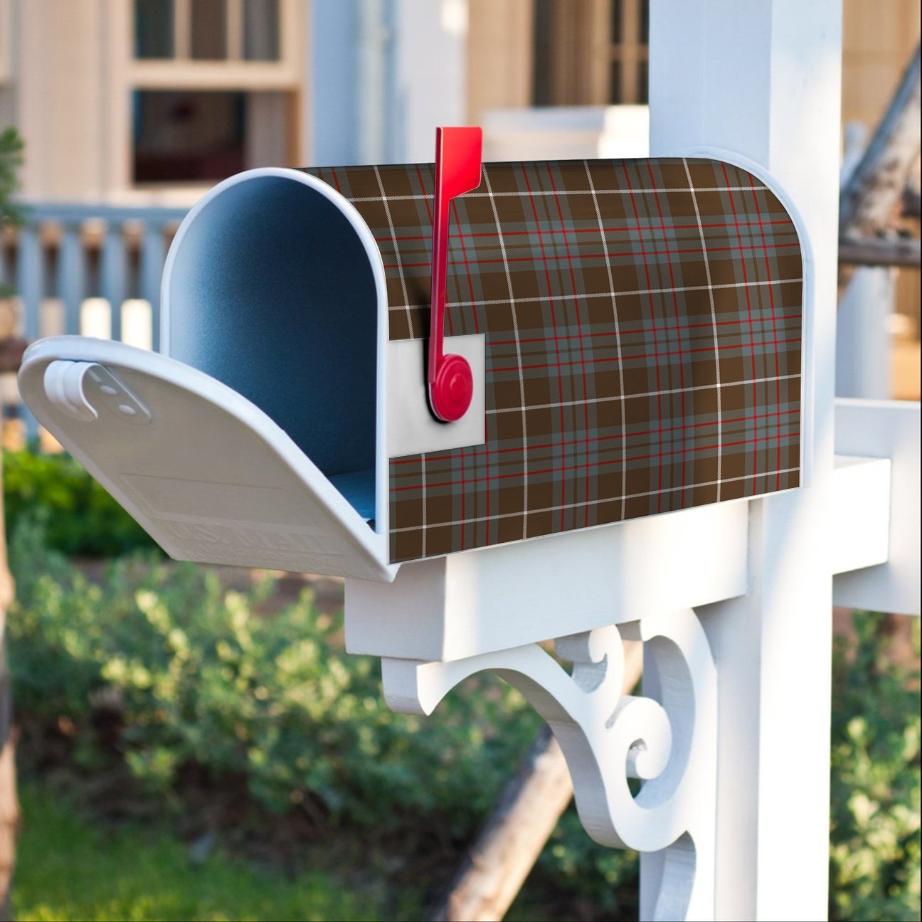 MacIntyre Hunting Weathered Tartan Crest Mailbox