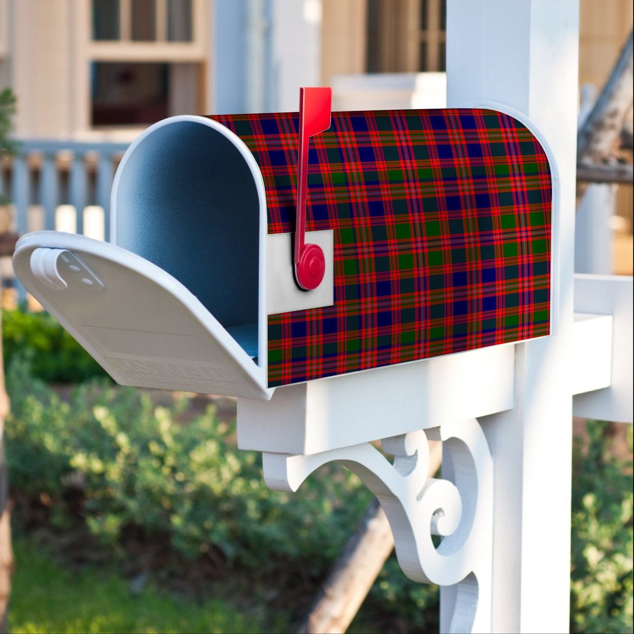 MacIntyre Modern Tartan Crest Mailbox