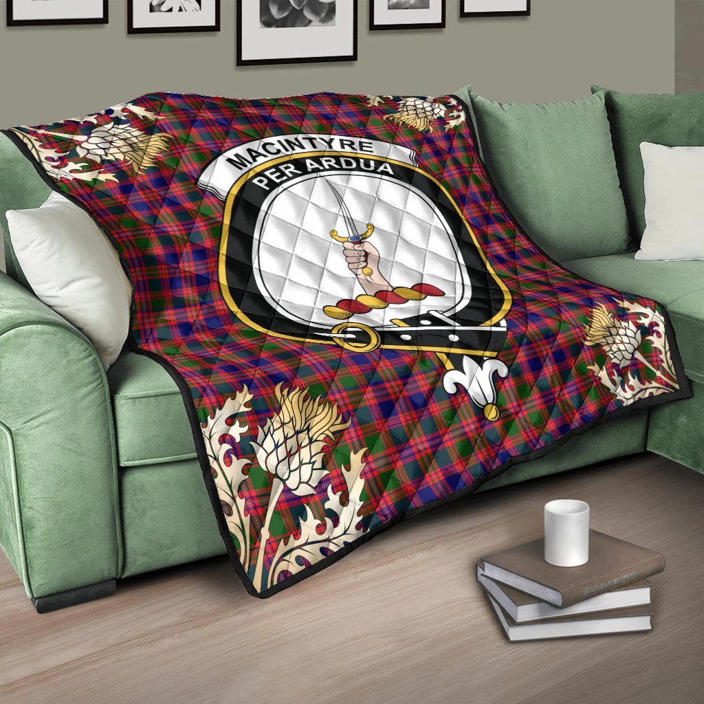 MacIntyre Modern Tartan Crest Premium Quilt - Gold Thistle Style