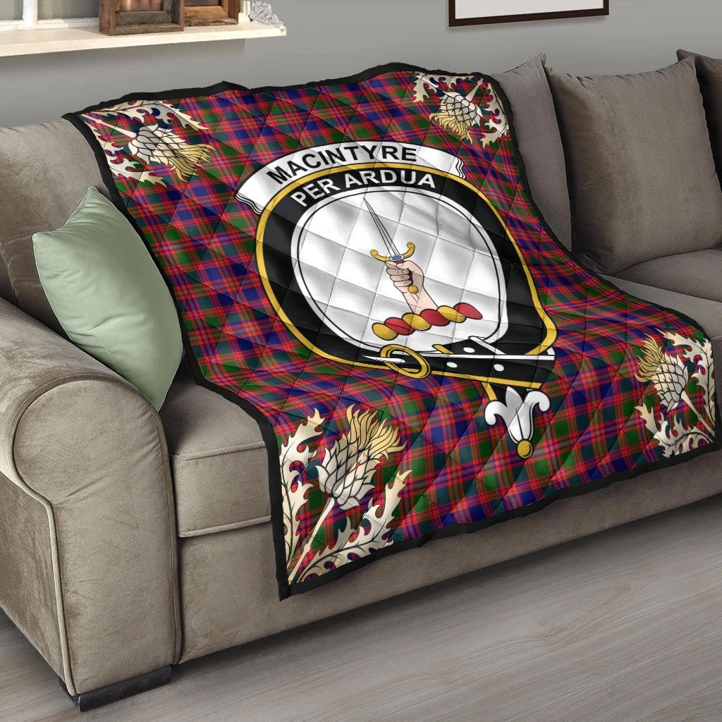 MacIntyre Modern Tartan Crest Premium Quilt - Gold Thistle Style