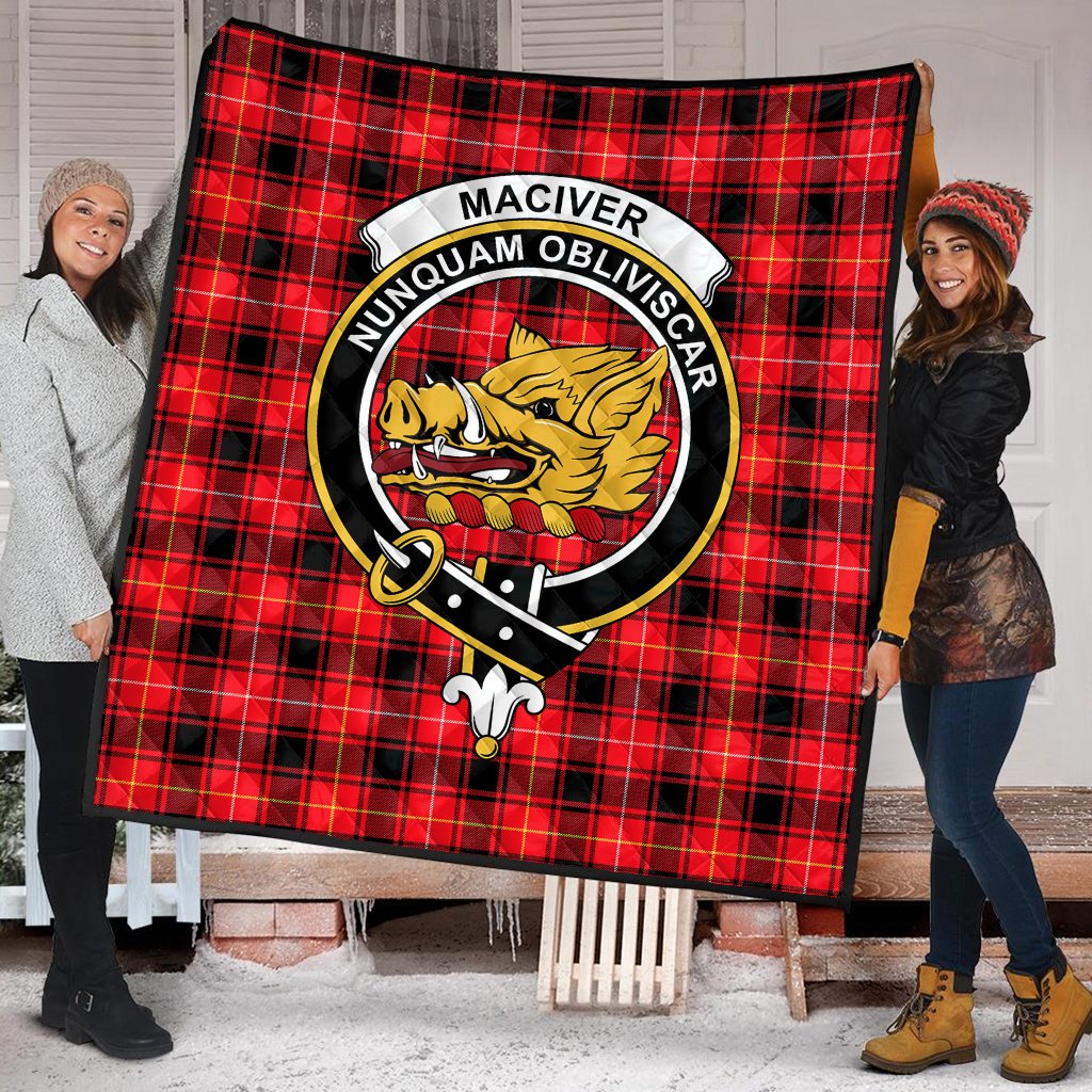 MacIver Modern Tartan Crest Quilt