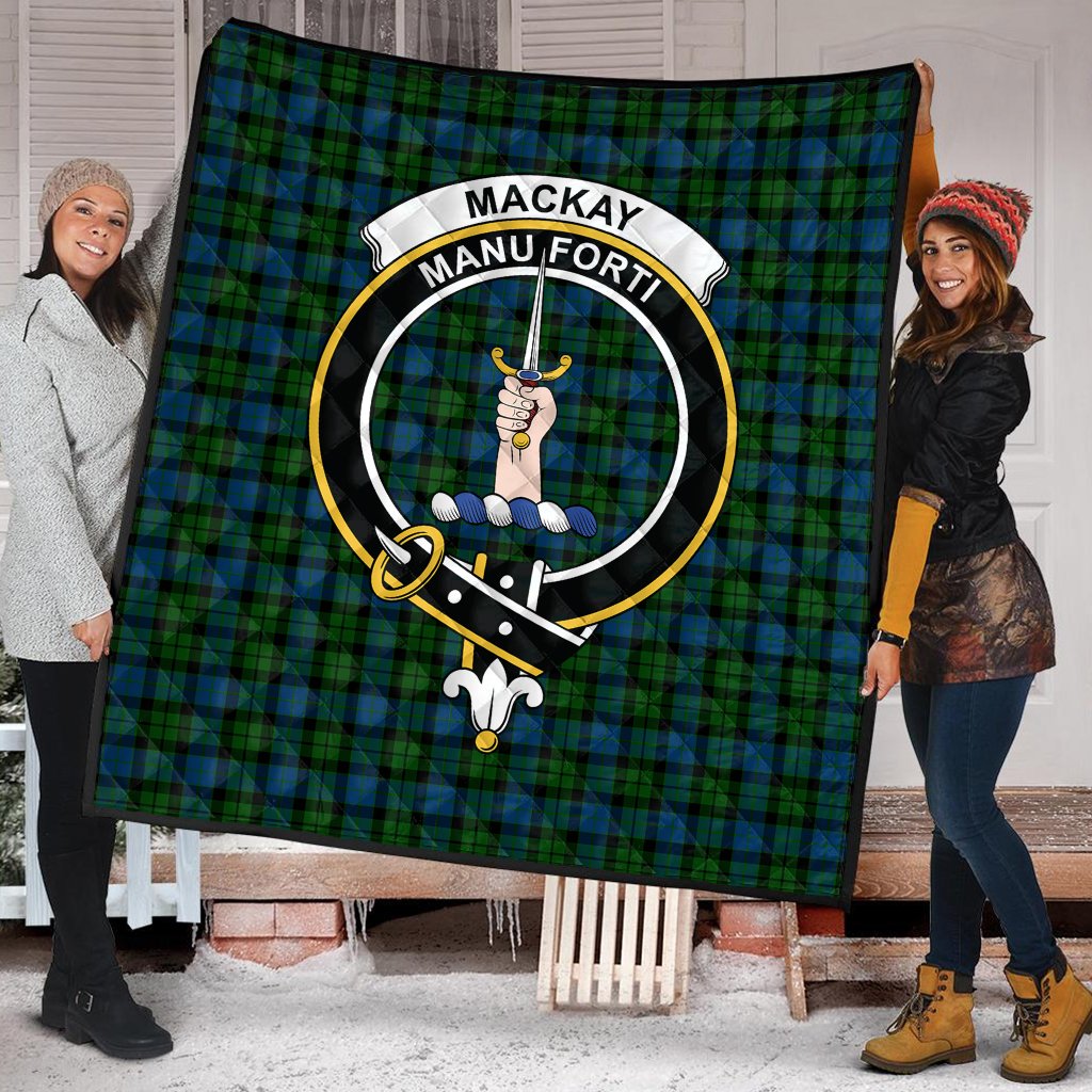 MacKay Modern Tartan Crest Quilt