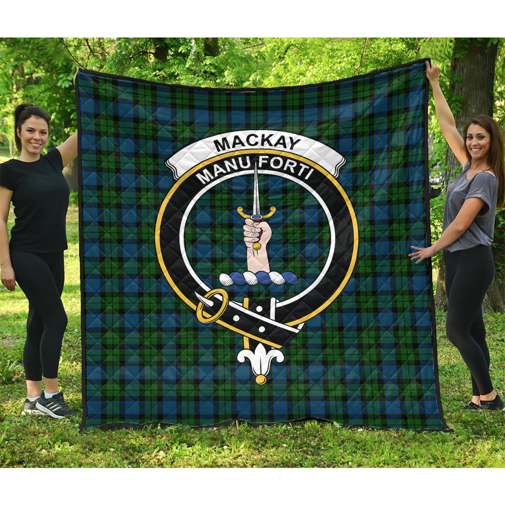 MacKay Modern Tartan Crest Quilt