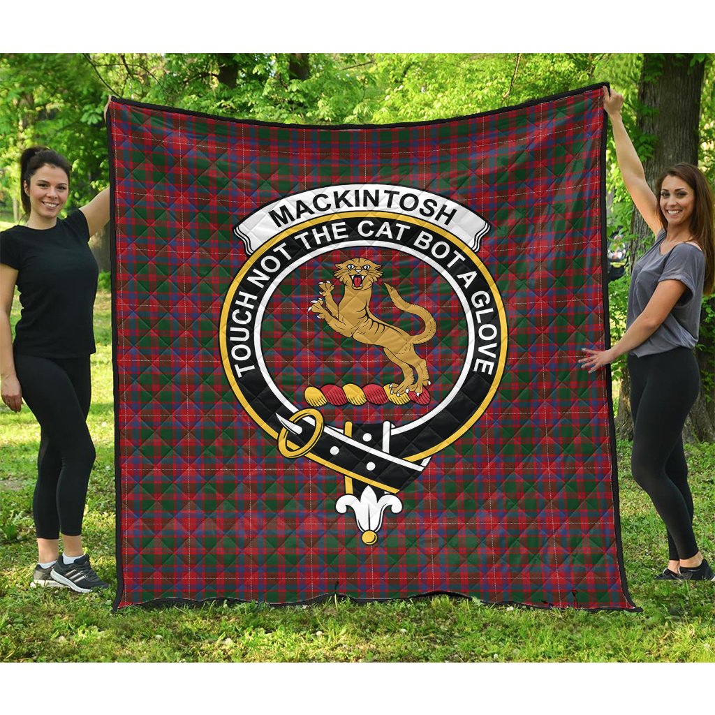 MacKintosh Geddes Tartan Crest Quilt