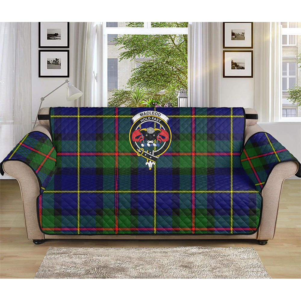 MacLeod of Harris Modern Tartan Crest Sofa Protector