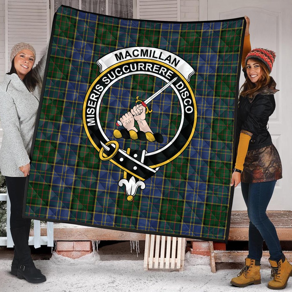 MacMillan Hunting Tartan Crest Quilt