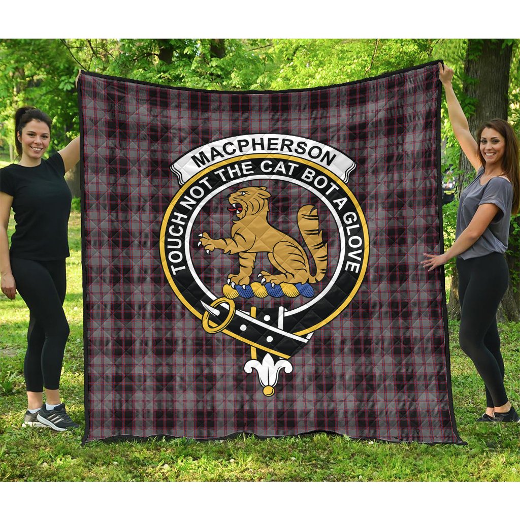 MacPherson Hunting Tartan Crest Quilt