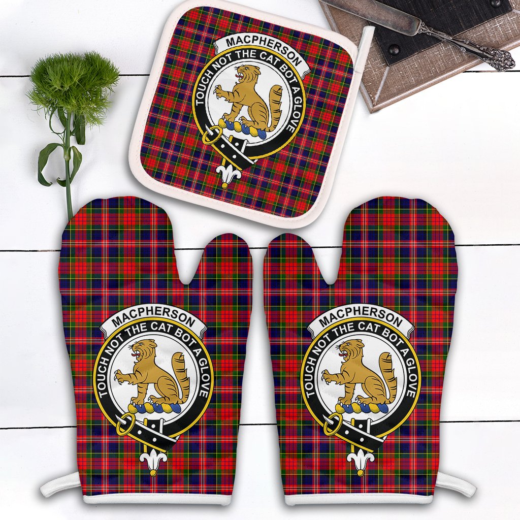 MacPherson Modern Tartan Crest Oven Mitt And Pot Holder (2 Oven Mitts + 1 Pot Holder)